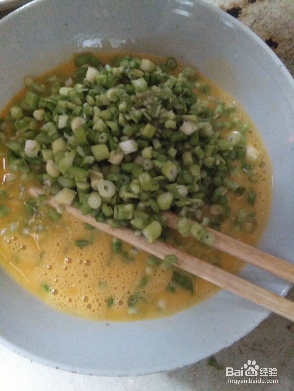 春风吹,春笋生,如何做一道美味的鸡蛋炒春笋?