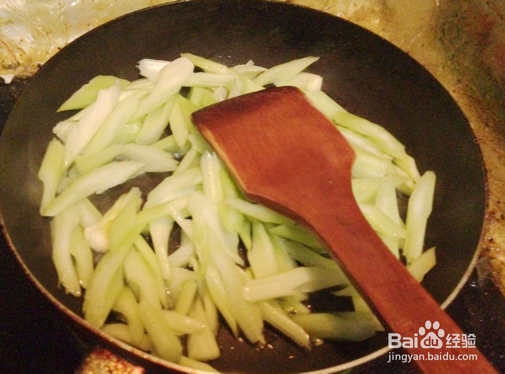如何做家常西芹炒肉