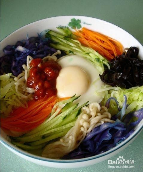 家常拌饭的制作