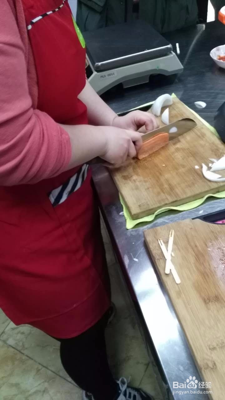 自己动手做韩式牛肉火锅