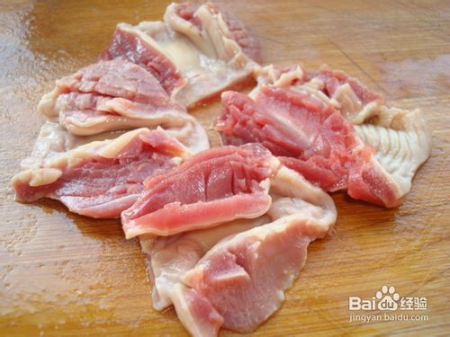 爽脆的青豆炒鸡胗
