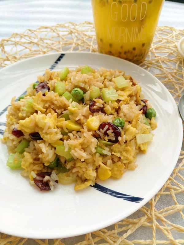 蔓越莓杂蔬炒饭