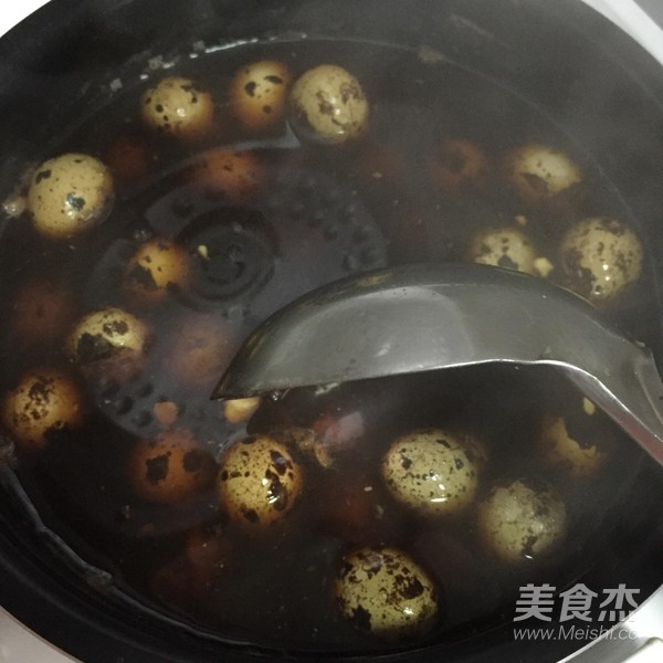 卤鹌鹑蛋的做法