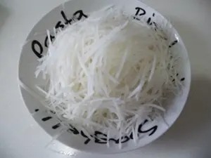 白萝卜丝炒香菜