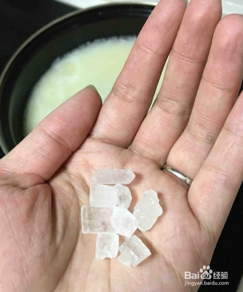 雪梨银耳甜羹
