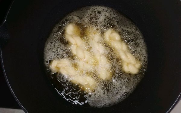 东北蜂蜜大麻花