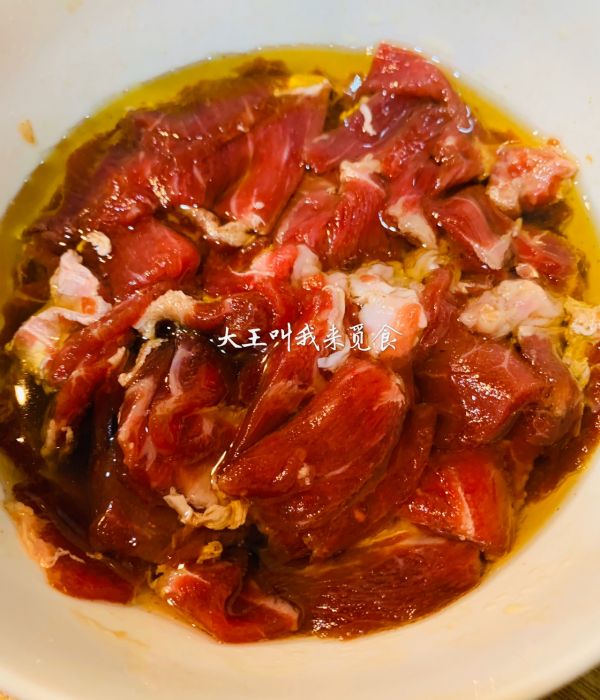 西葫芦肉片木耳饭