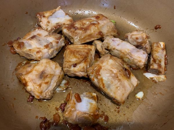 杏鲍菇山药烧排骨