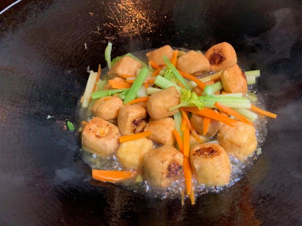 家常菜酿豆腐泡