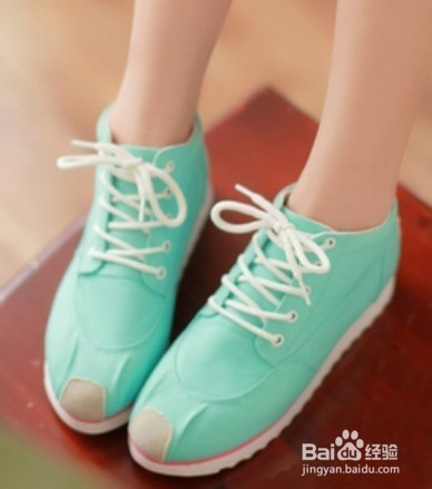 夏季糖果色女鞋选择技巧