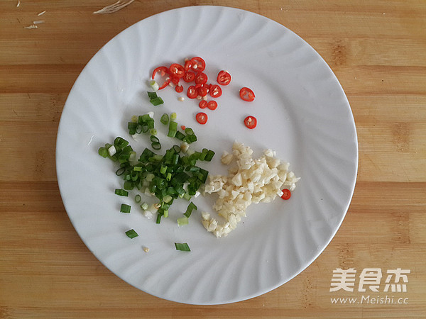 白灼金针菇的做法