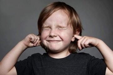 小孩不听话怎么办？