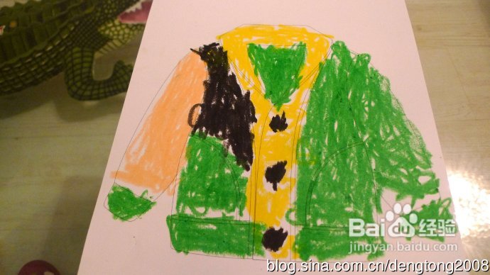 三岁小妞涂鸦童装作品