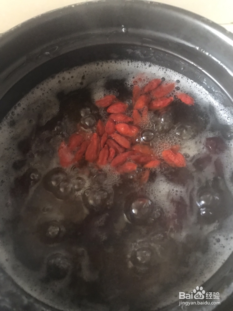 不能拒绝的燕窝桃胶皂角米雪燕牛奶