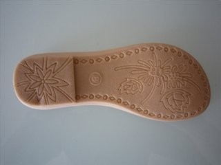 如何挑选合适的鞋子