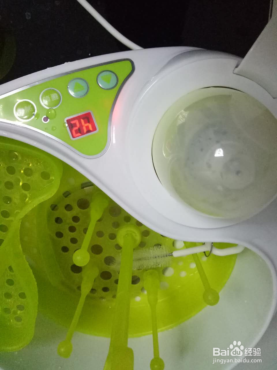 如何使用温奶消毒二合一的温奶器