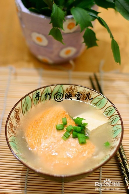 大豆腐怎么做好吃香煎三文鱼骨豆腐汤