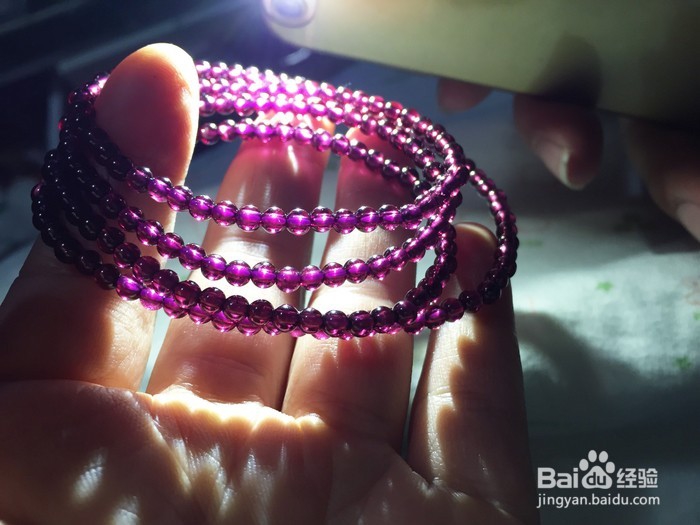 怎么挑选一款好品质的石榴石手链