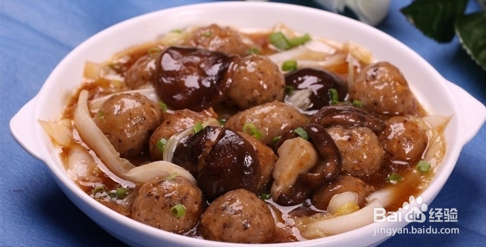 蔬菜和各种食材清洗和贮存的方法：[4]蘑菇类