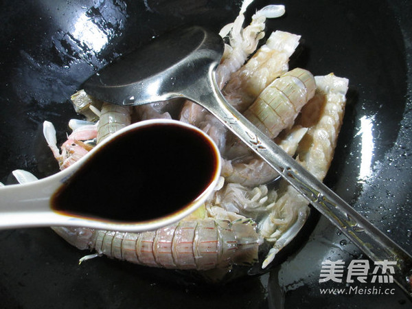 沙茶酱虾蛄的做法