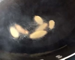 怎么制作奶白鱼头汤