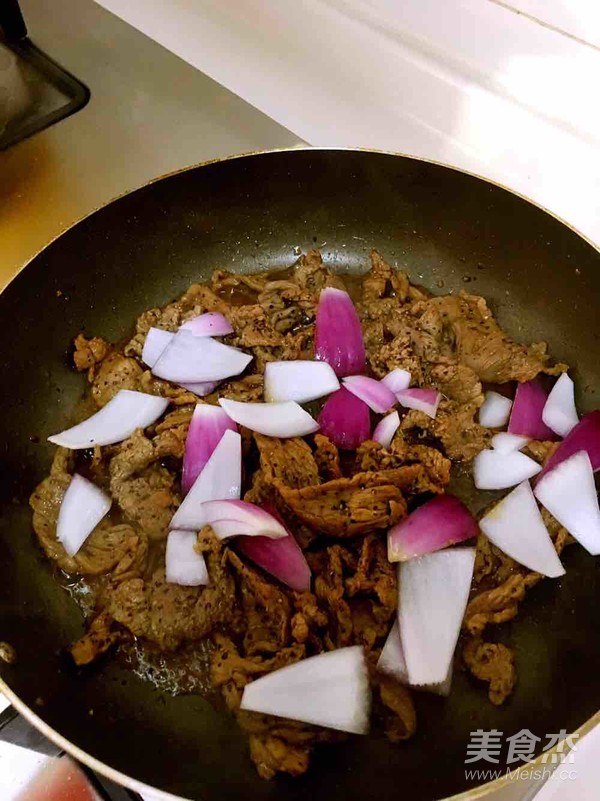 洋葱黑椒牛肉