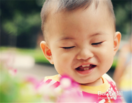 牙齿发黄怎么办?教你几个让牙齿变白的小秘诀