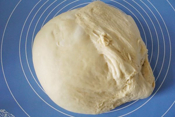 鱿鱼热狗肠披萨