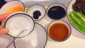鱼香炒蛋的做法