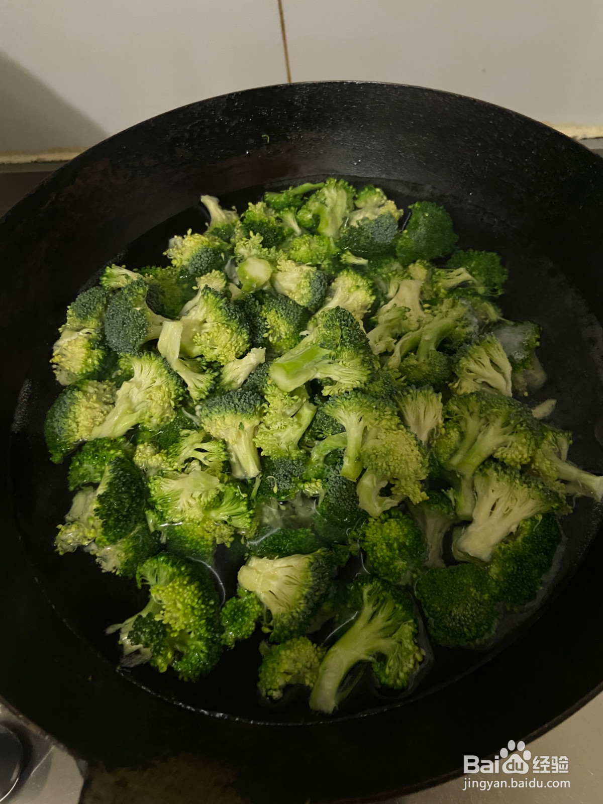营养减脂餐小炒西兰花的做法