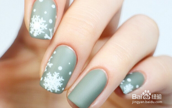 磨砂雪花美甲教程