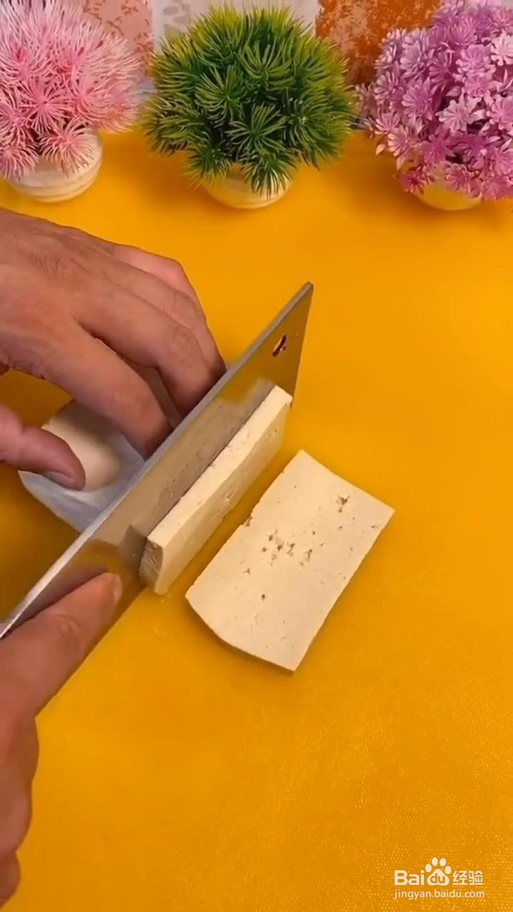 如何制作红烧五花肉？