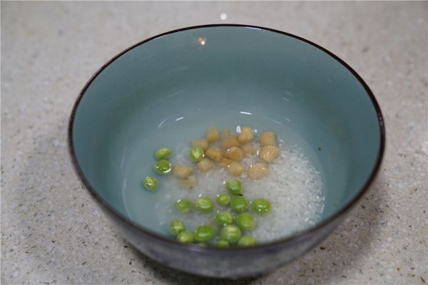 香菇干贝粥（炖锅版）