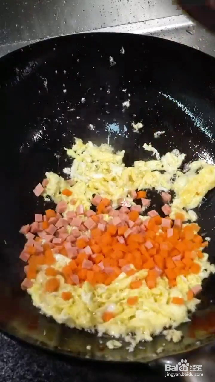 如何制作简单美味的蛋炒饭？