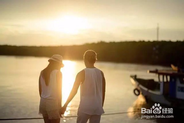 如何看出女孩对你有好感?