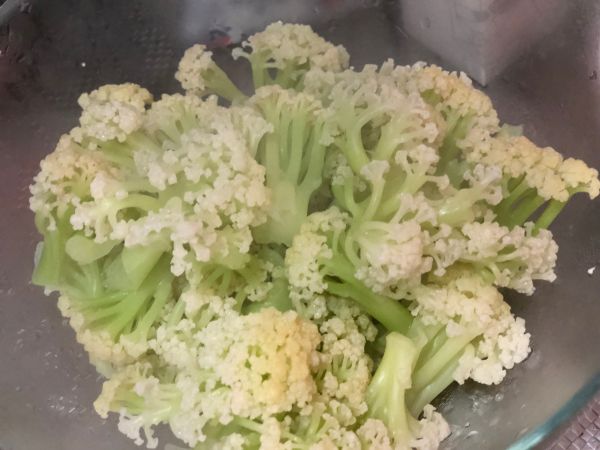 海米干锅炒菜花