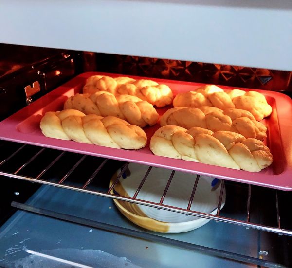 迷迭香奶精面包