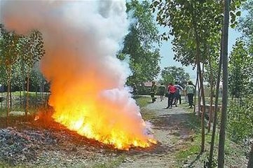 水与危险性化学品造成的事故特点