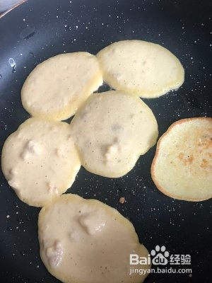 如何做香蕉牛奶鸡蛋饼