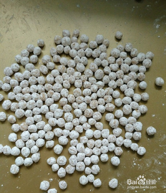 珍珠奶茶的珍珠也可以在家制作的,味道也很好