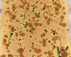 香葱肉松蛋糕卷的做法