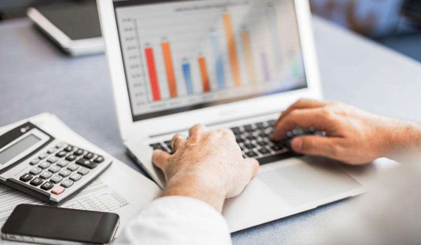 电脑一开机就会蓝屏重启是怎么回事