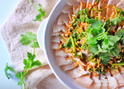 美食/營養 > 葷菜美味好吃的蒜泥白肉,簡單易做,肥而不膩.