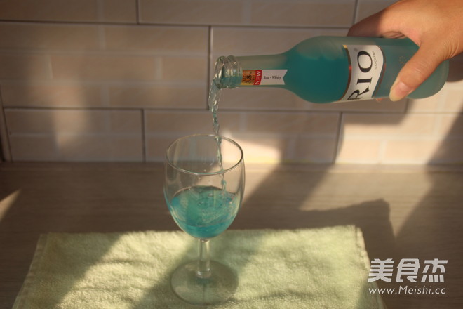 雪顶蓝玫瑰的做法