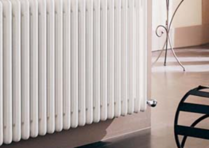 旧式的暖气片的放气阀在哪