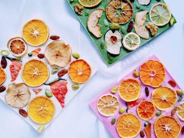 四种口味网红果干巧克力