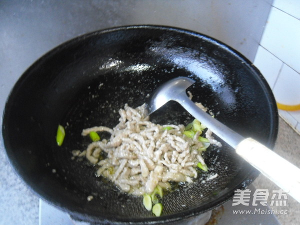 芫爆里脊的做法