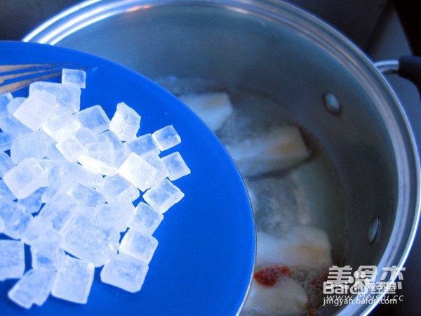 滋润下火之枸杞冰糖雪梨