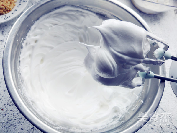 法式蛋白杏仁夹心饼干