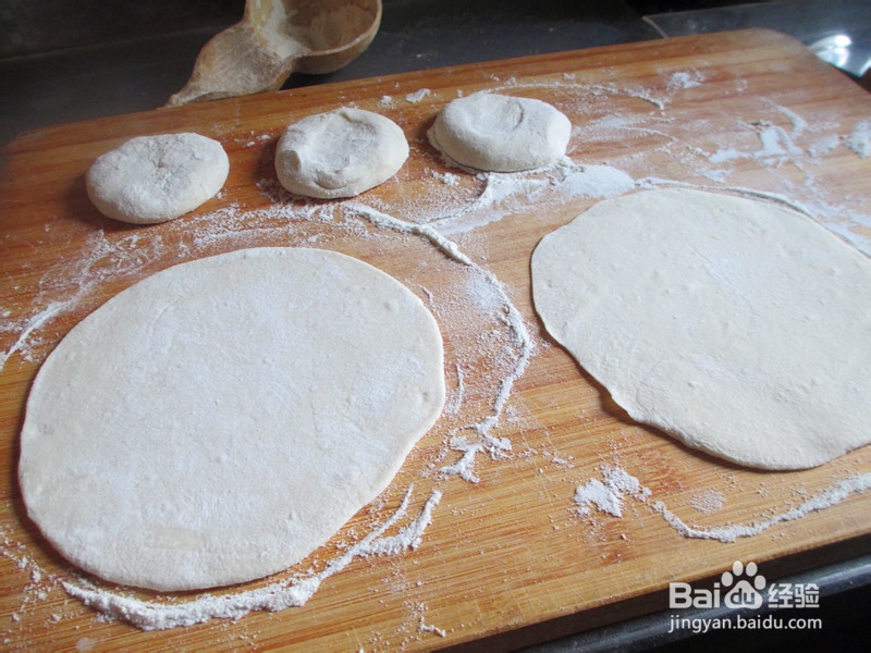 盛夏美食韭菜盒子